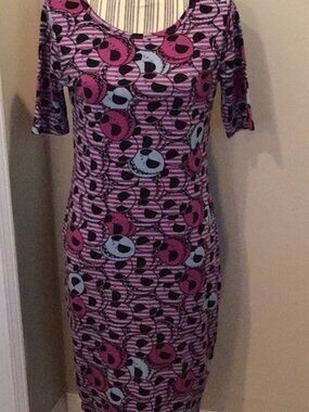 LuLaRoe Skull Disney Short Sleeve Dress Size Medium